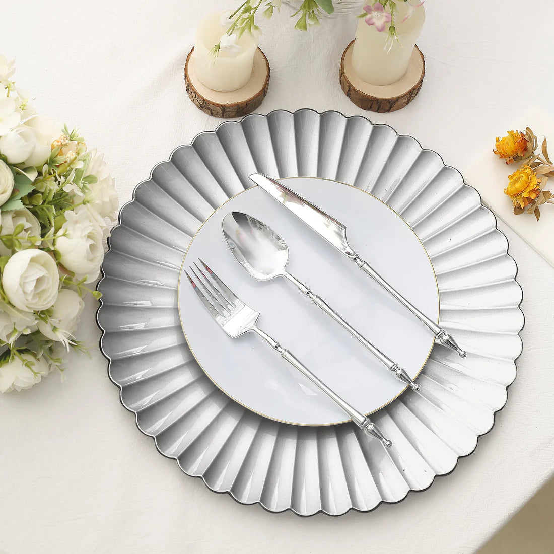 13"Scalloped Shell Plastic Chargers | 6 Pack